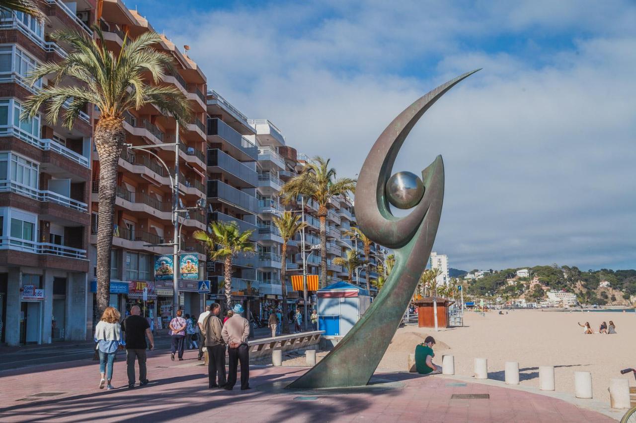 Apartamento Sant Lluis Center, 2 Min Walk From The Sea *