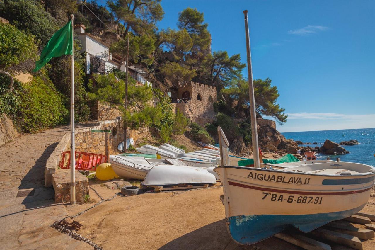 Apartamento Sant Lluis Center, 2 Min Walk From The Sea